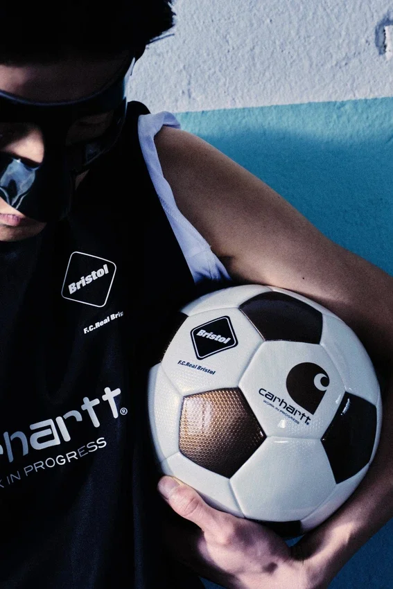 Balón de fútbol F.C.Real Bristol x Carhartt WIP Balón de fútbol F.C.Real Bristol x Carhartt WIP
