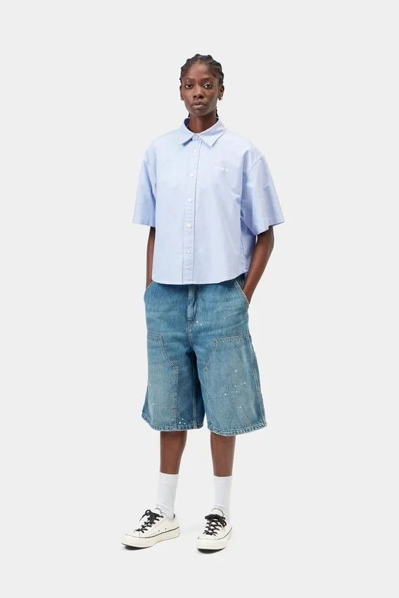 Camisa Kaia de manga corta para mujer con pantalones cortos Camisa Kaia de manga corta para mujer con pantalones cortos