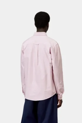 Camisas con logotipo «C»