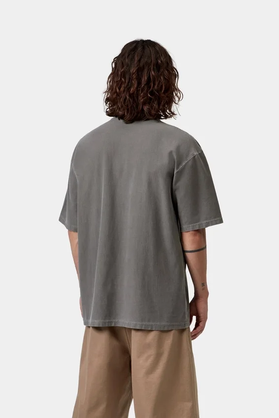 Camiseta holgada con bolsillo Camiseta holgada con bolsillo