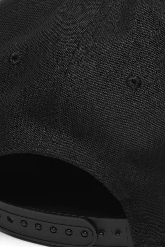 Gorra con logotipo Gorra con logotipo