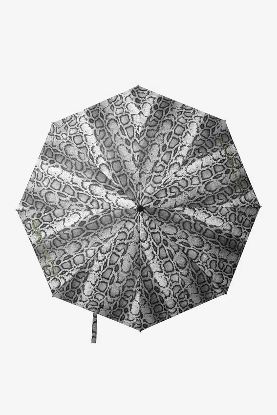 Paraguas compacto con estampado de camuflaje de serpiente Paraguas compacto con estampado de camuflaje de serpiente