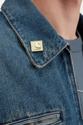 Pin con etiqueta cuadrada