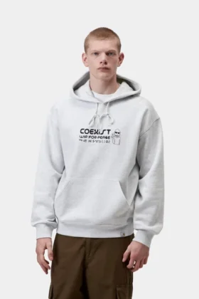 Sudadera con capucha y pegatina