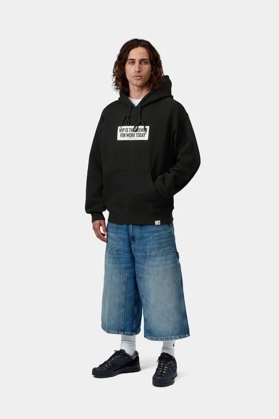 Sudadera con capucha y pegatina Sudadera con capucha y pegatina